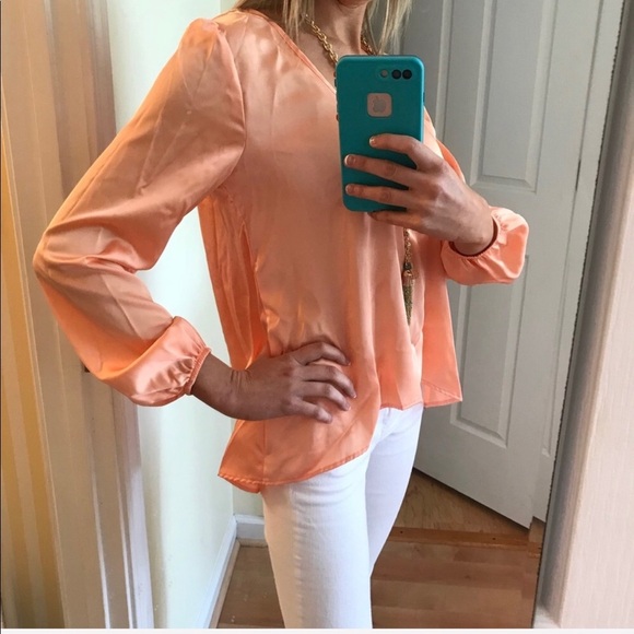 NWT XS Nordstrom Rack Beautiful Coral Color High Low Blouse with Sleeves - Picture 6 of 10